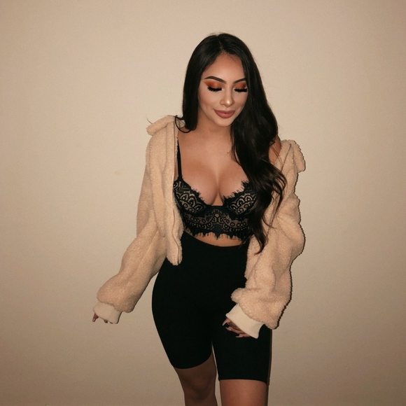 Jackets & Blazers - LAST 1 Beige Fluffy Teddy Cropped Bomber